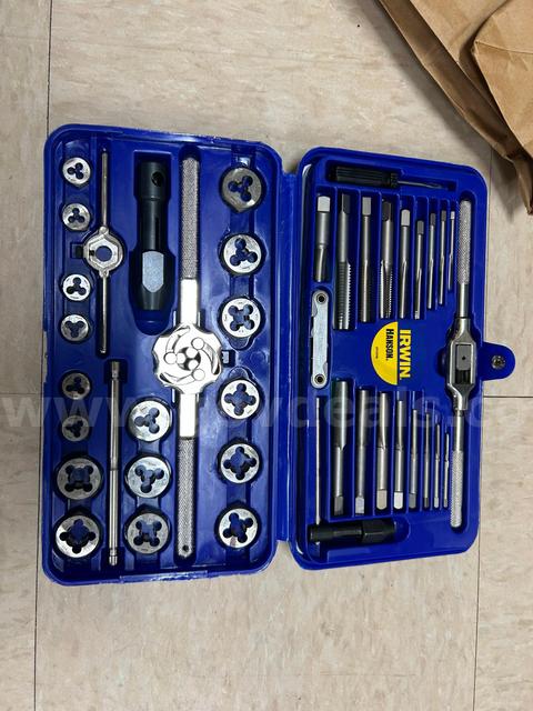 IRWIN 41 Piece Tap & Die Set 24606, #4 Thru 1/2"