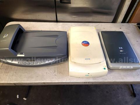 Lot of 3 Flatbed Scanners HP 8250, HP3670, MicroTek ScanMaster x12USL