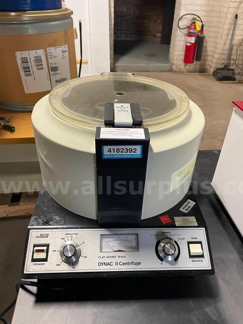 Clay Adams / Becton Dickinson Centrifuge