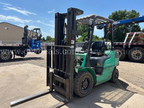 2008 Mitsubishi FG25N Pneumatic Tire Forklift