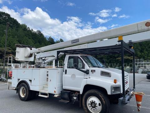 2004 GMC C7C042 #609