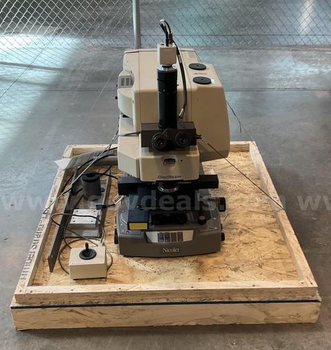 Spectra Tech INC - Microscope FTIR Spectroscopic