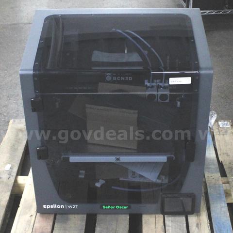 BCN3D Epsilon W27 3D Printer - *Read Description - Needs Repair*
