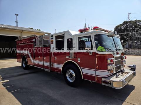 2002 Pierce Model Tilt Cab 1,500 gpm Pumper