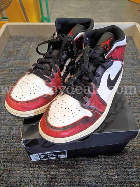Air Jordan (Lightly Worn) "Infrared" Size 9.5 Shoes
