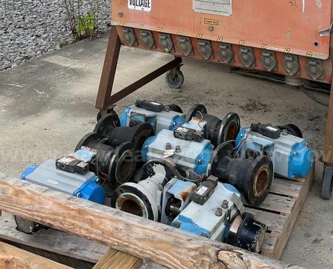 ELECTRIC MOTOR COMPONENTS WITH BLUE CASTING & WIRING