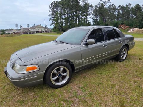2002 Ford Crown Victoria LX