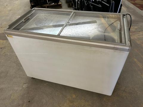 Excellence Commercial Products EDC-8 Commercial Storage Freezer