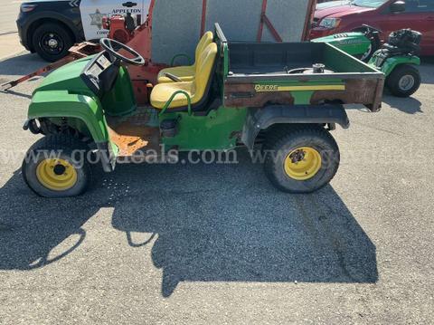 John Deere Gator