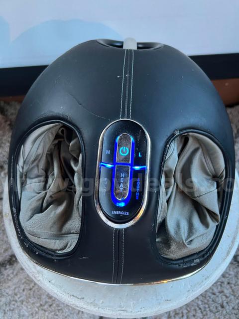Brookstone Shiatsu Foot Massager with Heat