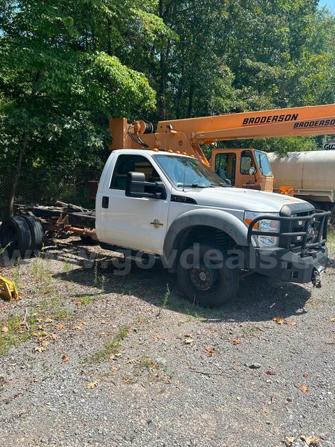 2011 Ford F-550 4x4