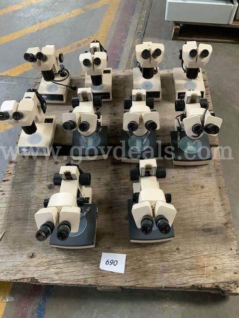 10 Swift Microscopes SM-90