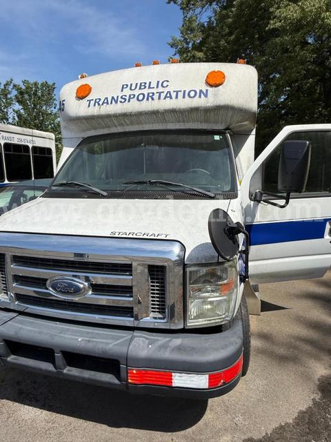 2011 Ford Econoline/cutaway van
