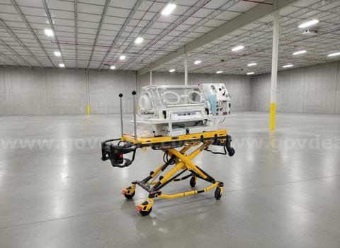 Stryker Power-PRO IT + Dräger Isolette TI500 + Ventilator + Aspirator