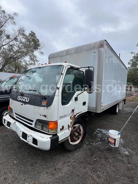2001 Isuzu NPR