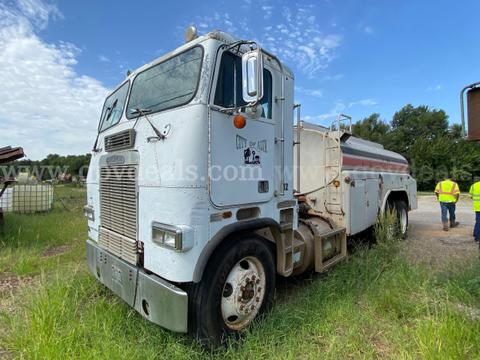 1986 Water Truck