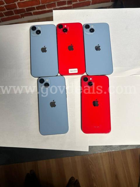 LOT of 5 Apple iPhone 14 Plus 256GB, 128GB - in good conditions Carrier (Unlocked,) No iCloud Lock