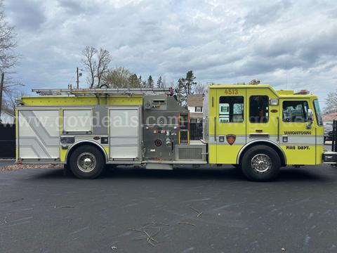 2005 KME Predator XMFD Custom Chassis w/ 12" Raised Roof SEE VIDEO!!