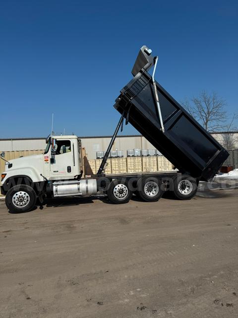 2019 International HX515 Tri-Axle Dump Truck – Severe Duty & Work-Ready