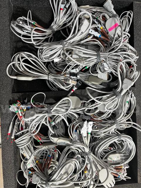 1 Lot Of 24 Units Of ECG Value Cable 10-Lead Cable / LDWR AHA. 15 (10/set)Of ECG/EKG Banana 4.0mm Plug to Snap Adapter f