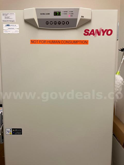 Ultra Low Freezer