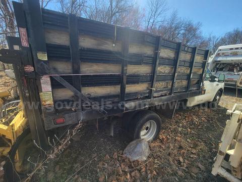 2005 Ford F-350 SD XL 2WD DRW