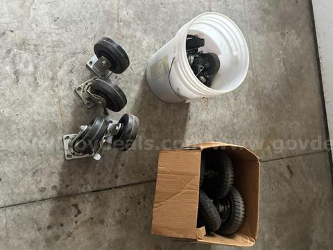 Lot of Rubber and Plastic Casters