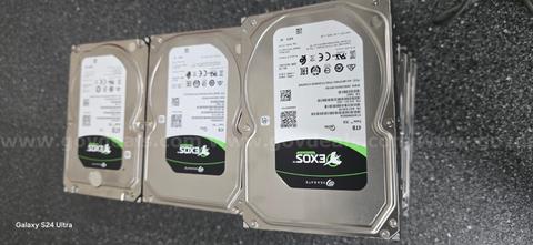 Lot of 19 Hard drives SATA 4TB 3.5" READY FOR SALE