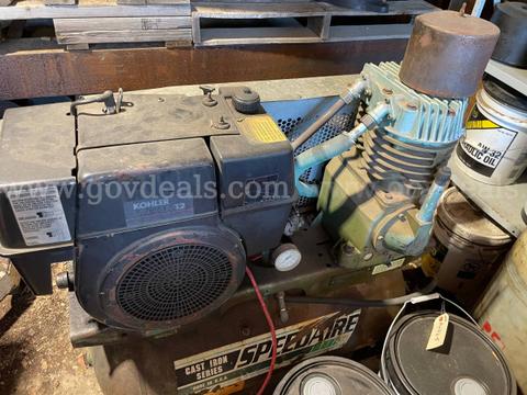 GAS AIR COMPRESSOR, RAN WHEN PULLED TWO (2) YEARS AGO