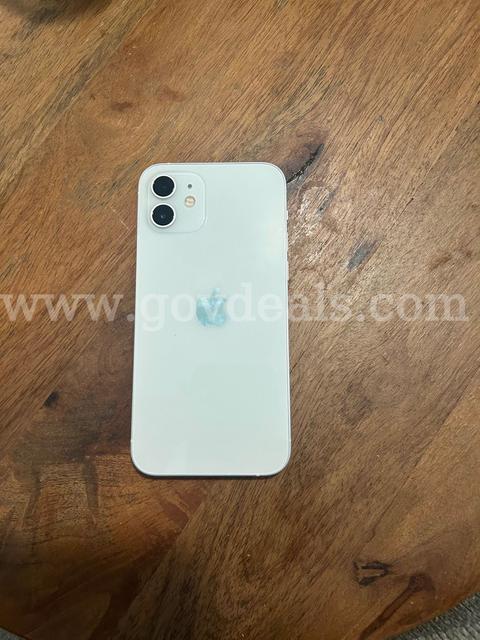 UNLOCKED!! 82% BATTERY HEALTH!! Apple iPhone 12 - 64GB - White