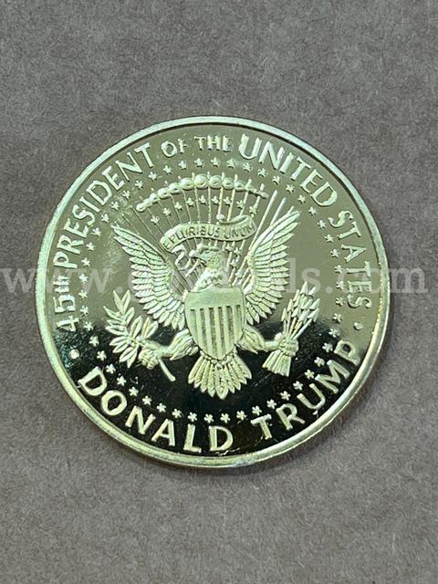 2 one dollar gold tone Trump