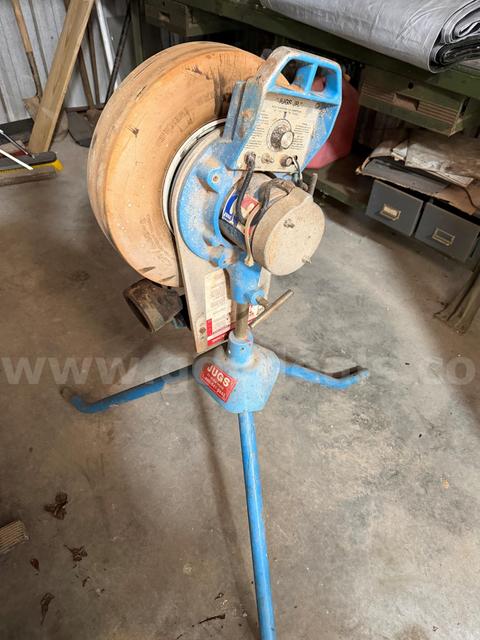 Jugs Jr. Pitching machine