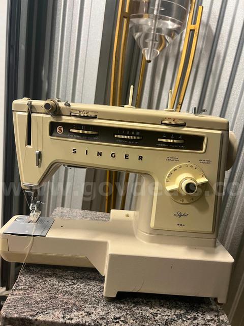Singer Sewing Machine Stylist 534