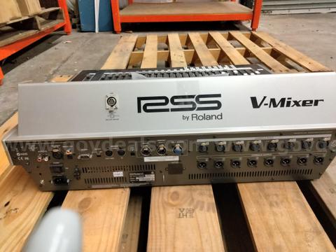 V-MIXER M-400 MIXING CONSOLE