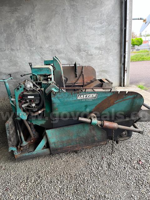 F-525 paver Layton box
