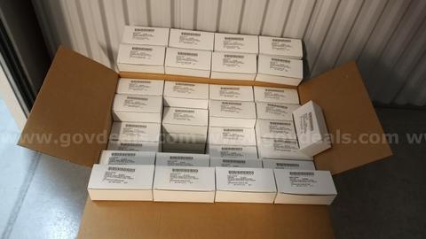 U.S. ARMY SURPLUS ORIGINAL BOX OF 100 GENUINE MILITARY BALLISTIC SAFETY GLASSES CLEAR COLOR NIB MADE IN USA *WILL SHIP*