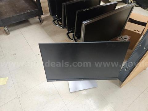 Lot of 50 Monitors