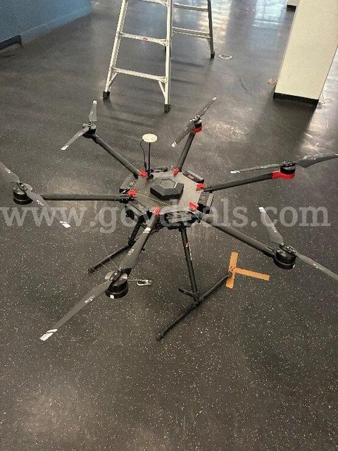 DJI Matrice 600 Professional Hexacopter Drone with 6 Batteries – Untested