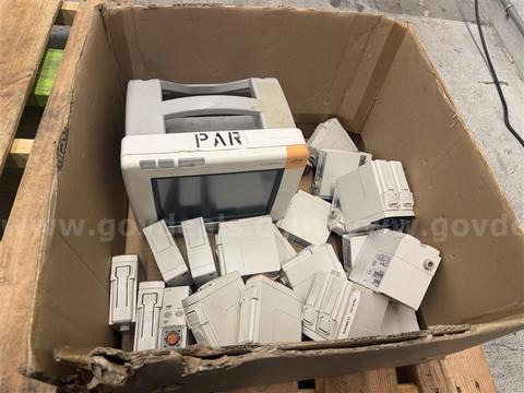 PHILIPS MP5 PATIENT MONITOR, SN#DE74808098, PLUS VARIOUS OF MODULES