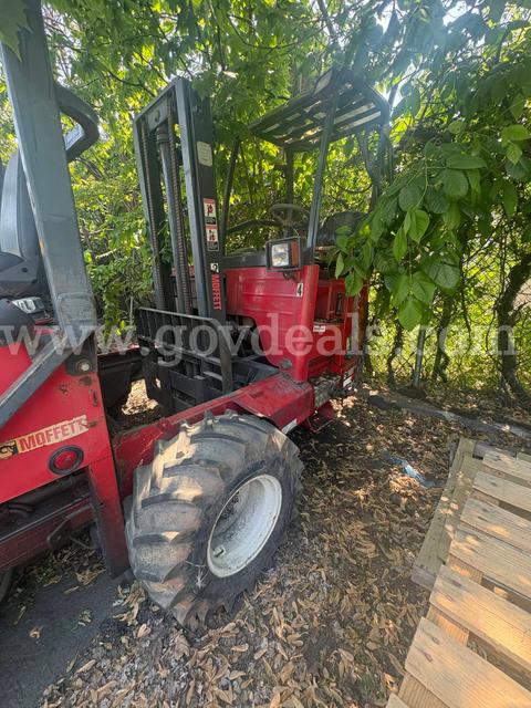 2006 Moffett M55 Truck Mounted Forklift -Inoperable