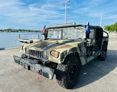 1987 HUMMER H-1 SP CONSTR STREET LEGAL (LOCATED IN FT LAUDERDALE,FL)