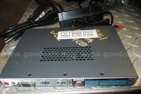 Extron DTP T USW 233 3 way HDMI / VGA switch