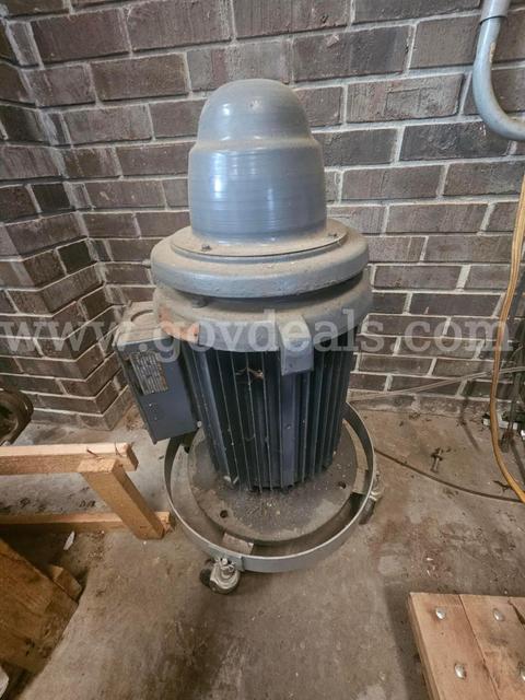 25 HP ELECTRIC MOTOR