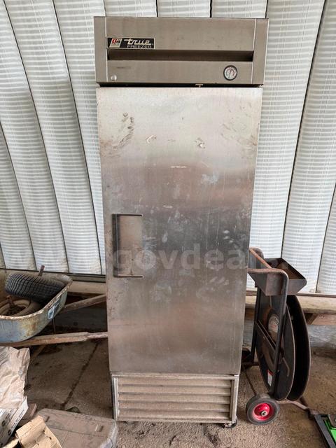 Single Door Standing Freezer