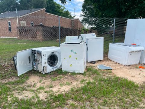 Lot of (5) Laundry Equipment
