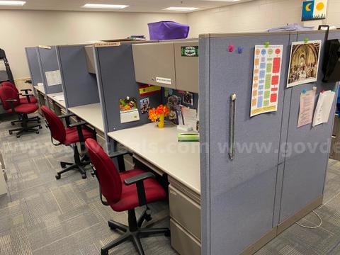 Working Stations (22 total units)
