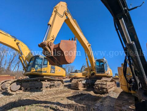 2014 Komatsu PC490LC-10 Crawler Mounted Hydraulic Excavator