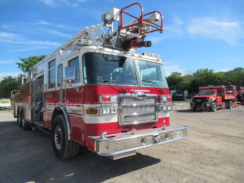2007 Pierce Dash Ladder Truck
