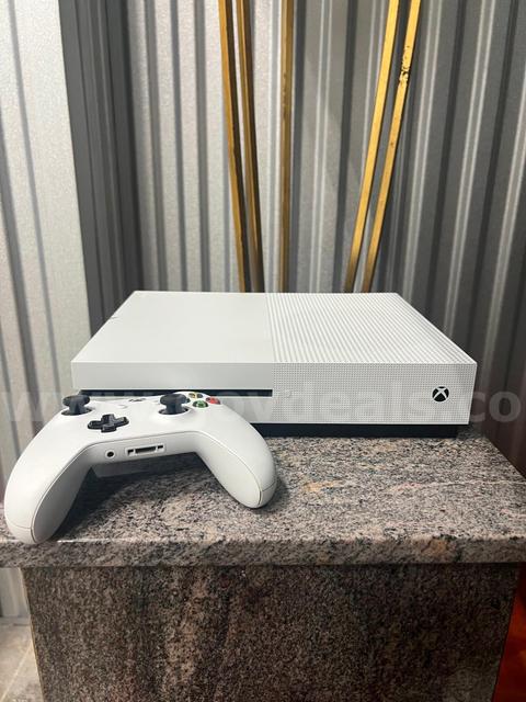 Xbox One S