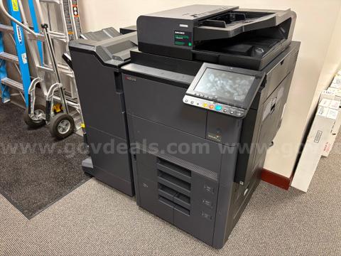 Kyocera Taskalfa 7052ci Copier with Fax/4000 sheet finisher/Booklet and tri fold unit